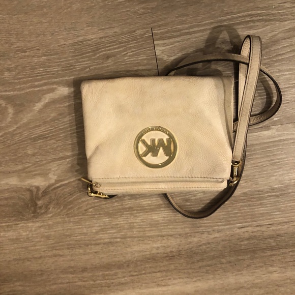 Michael kors side clutch - Picture 3 of 3